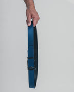 hand holding belt